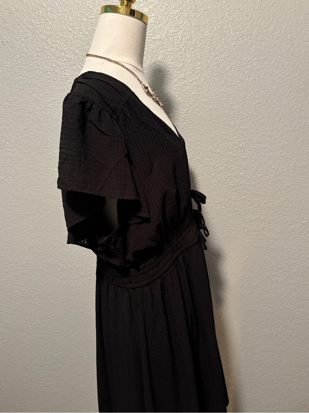 Maurices Black V-Neck Flutter Sleeve Tunic - Picture 10 of 15